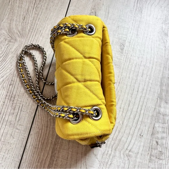 Coach Tabby Shoulder Bag 20 With Quilting Neon - Picture 7 of 12